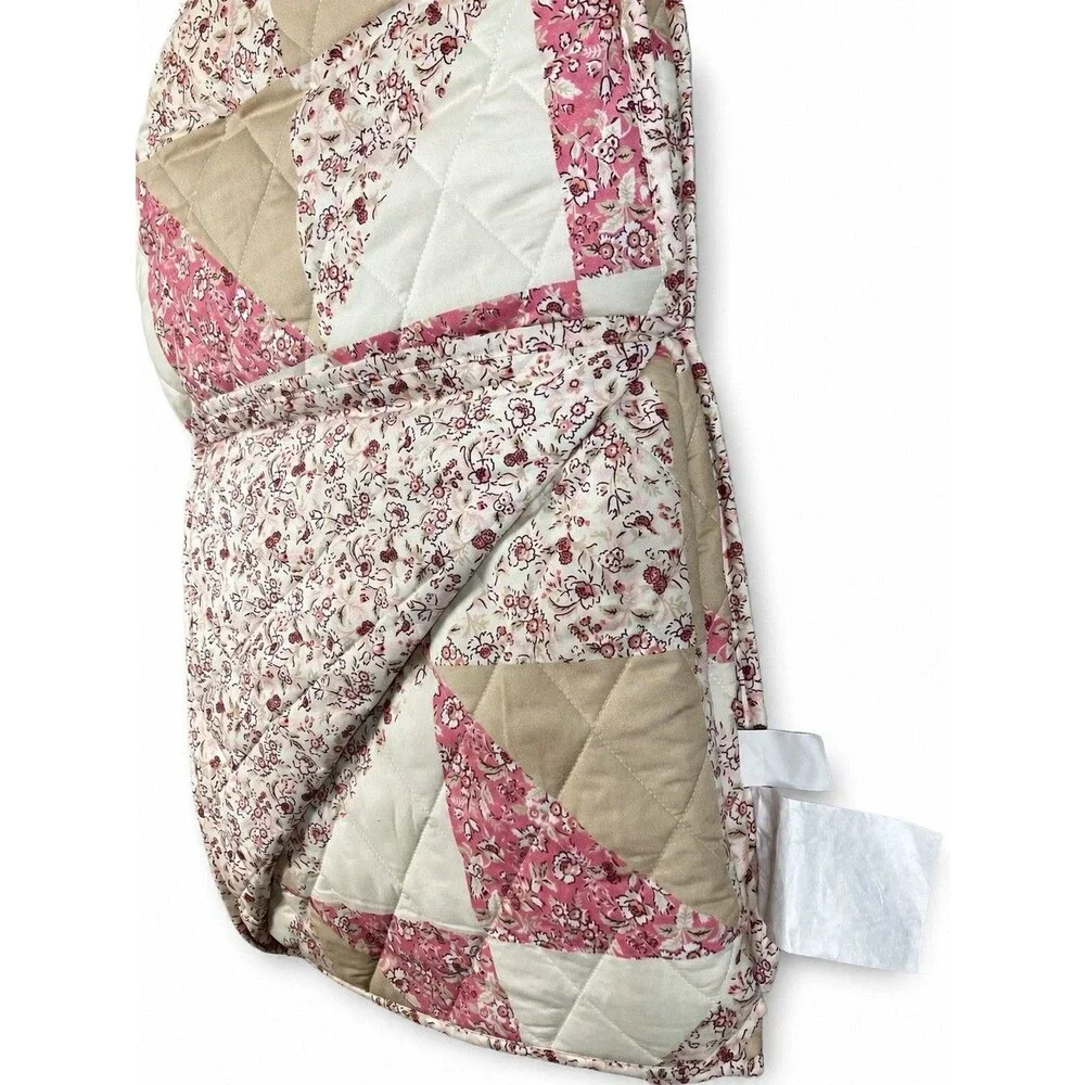Vera Bradley King Quilt Set 3 Piece Reversible Floral Patchwork Pink Tan Shams